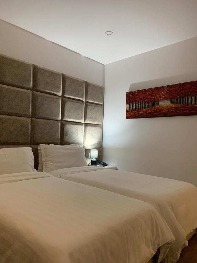 Ramel Hotel Tirana Bagian luar foto